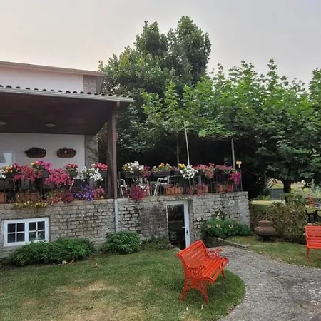 Peregrinos Al Pie Del Camino *