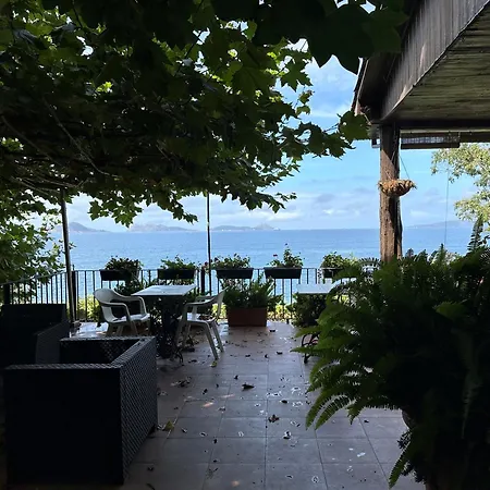 Peregrinos Al Pie Del Camino Vigo