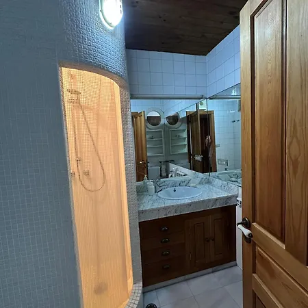 Peregrinos Al Pie Del Camino Apartment *